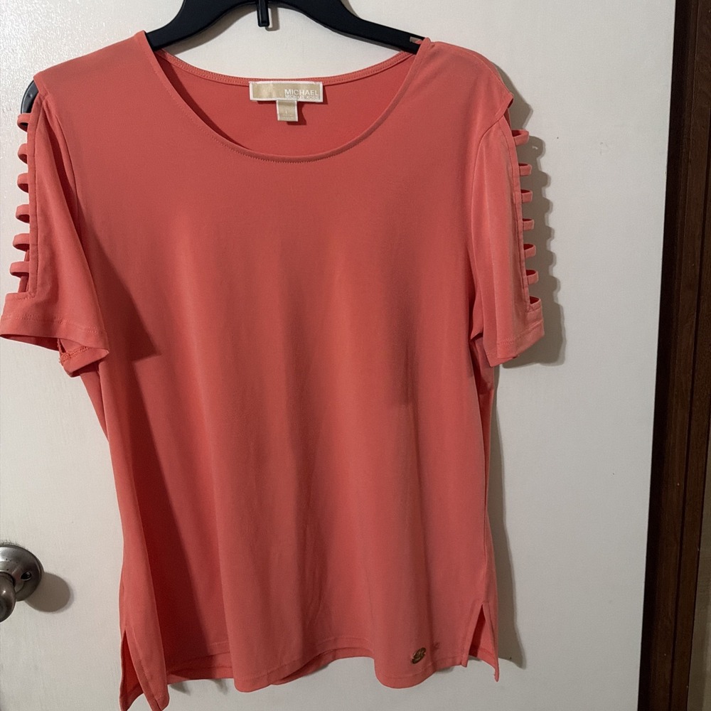 Michael Kors Coral Lattice sleeve Top size Large